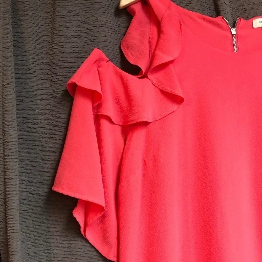 Umgee 1XL coral pink cold shoulder dress with bell sleeves zipper back